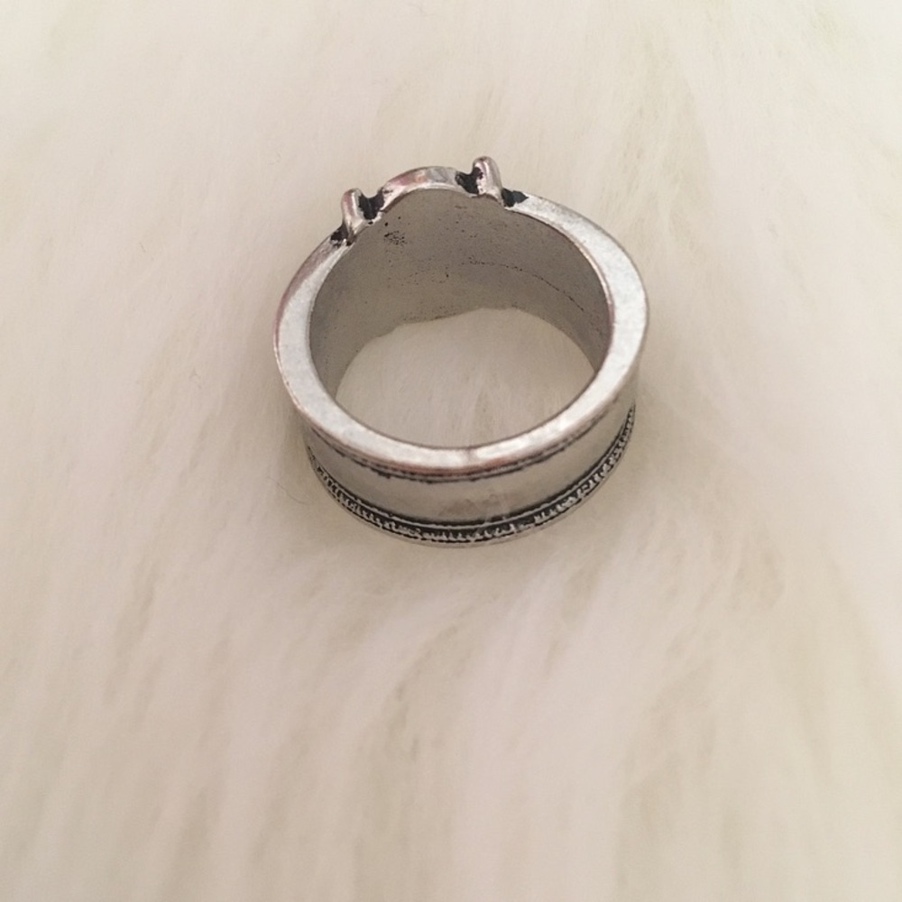 Boho Silver Color Ring with Jewel Embellishment - Picture 7 of 7